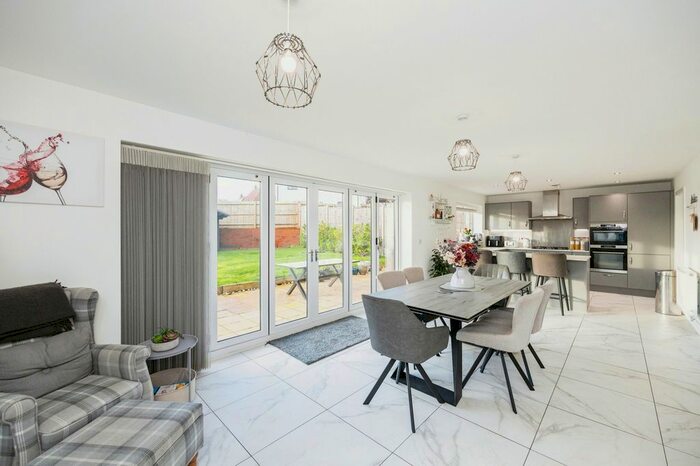 5 Bedroom Detached House For Sale In Marigold Drive, Willesborough, Ashford, TN24