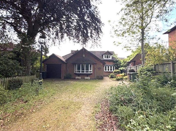 4 Bedroom Detached House For Sale In Broadway: Peterborough, PE1