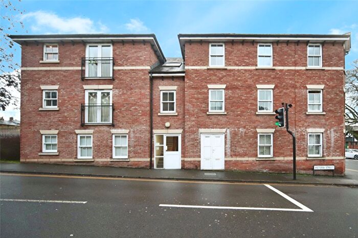 2 Bedroom Flat For Sale In Foresters Court, Victoria Street, Taunton, Somerset, TA1