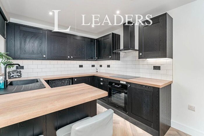3 Bedroom End Of Terrace House To Rent In Hope Street, CH4