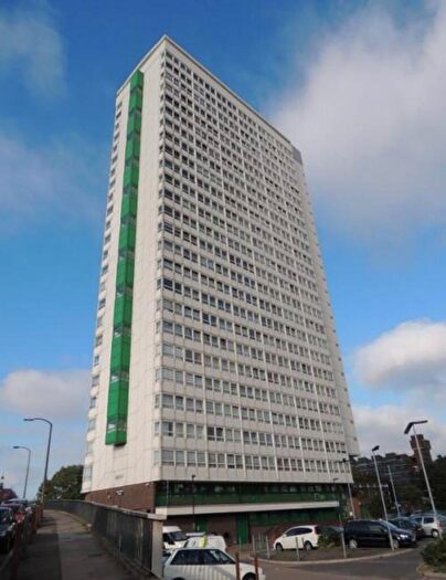 2 Bedroom Apartment To Rent In Oxestalls Road, Deptford, SE8