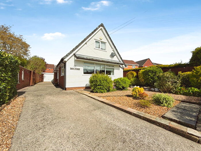 4 Bedroom Detached House For Sale In Oaktree Avenue, Ingol, Preston, Lancashire, PR2
