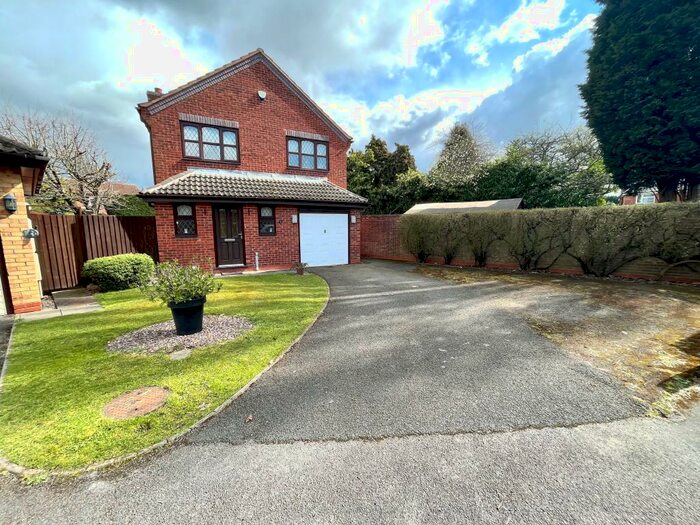3 Bedroom Detached House To Rent In Poundley Close, Birmingham, B36