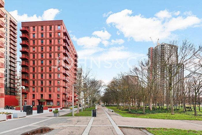 2 Bedroom Flat To Rent In Peninsula Gardens, Greenwhich Peninsula, London, SE10