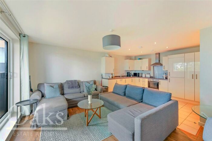 1 Bedroom Apartment To Rent In Whitehorse Road, Croydon, CR0