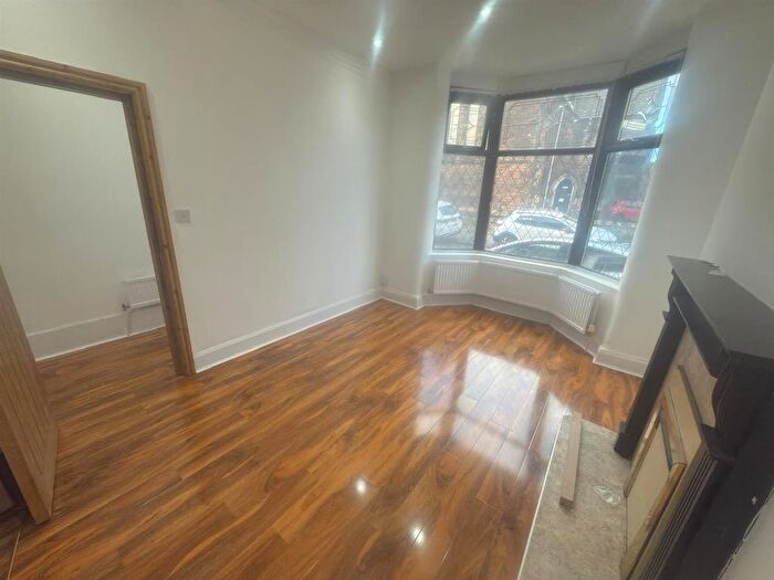 4 Bedroom Terraced House To Rent In Holmfirth Street, Manchester, M13