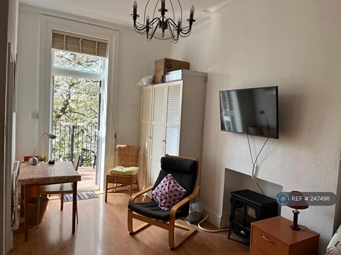 Studio To Rent In Frognal, London, NW3