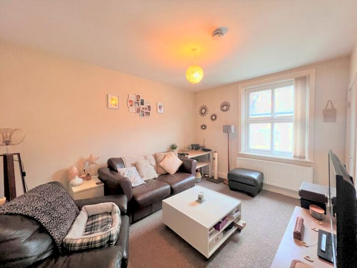 1 Bedroom Apartment To Rent In King Street, Southport, Merseyside, PR8