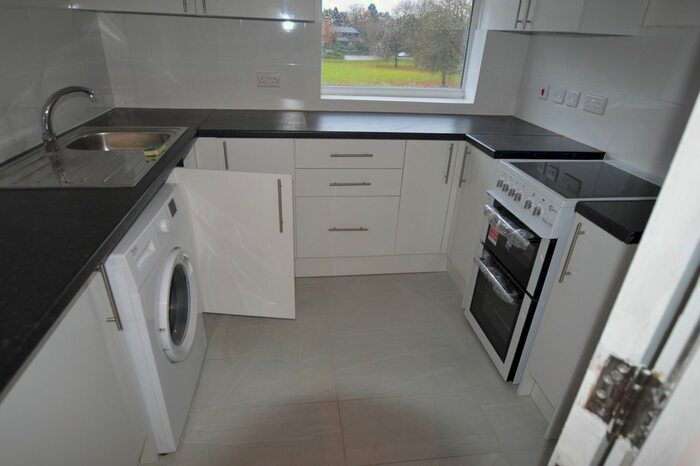 2 Bedroom Flat To Rent In Westmount Centre, Uxbridge Road, Hayes UB4