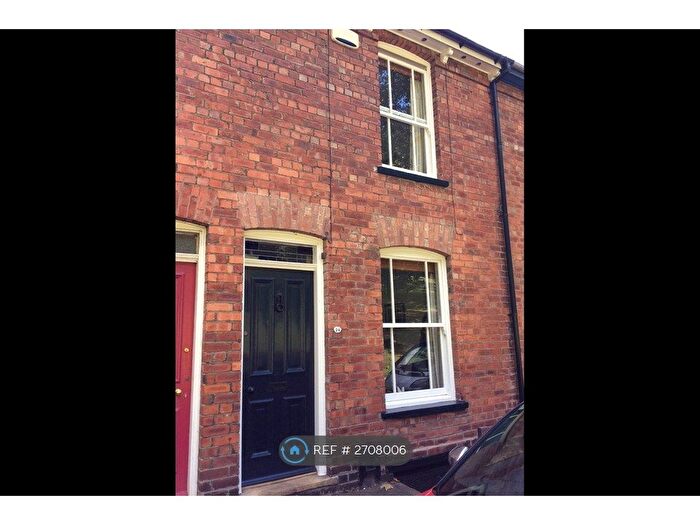 2 Bedroom Terraced House To Rent In Lindum Avenue, Lincoln, LN2