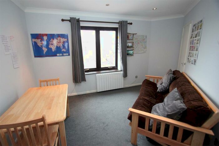 1 Bedroom Apartment To Rent In Spirit Quay, Wapping, E1W