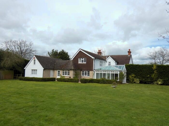 4 Bedroom Detached House To Rent In Tenterden Road, Biddenden, Kent, TN27