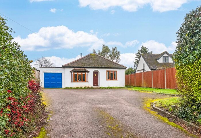 2 Bedroom Bungalow For Sale In Brookbridge Lane, Datchworth, Hertfordshire, SG3