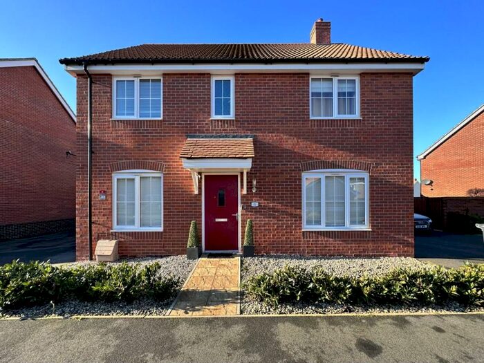 5 Bedroom House To Rent In Minotaur Way, Norwich, NR5