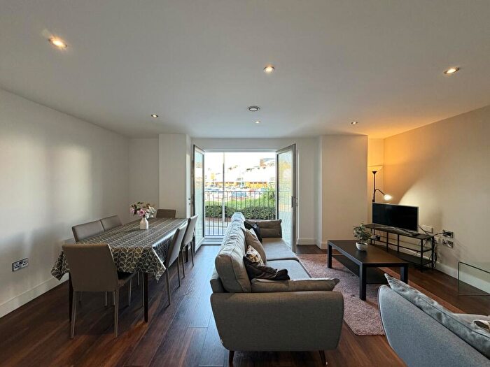 3 Bedroom Apartment To Rent In Block C, Wilburn Basin, Ordsall Lane, Salford, M5