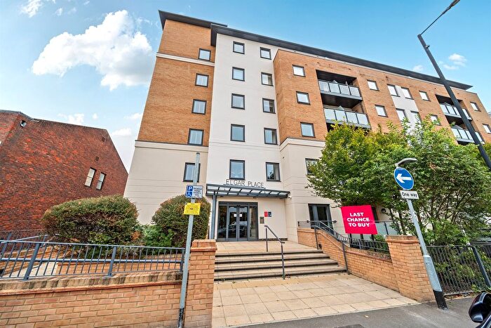 1 Bedroom Flat For Sale In Bridge Avenue, Maidenhead, SL6
