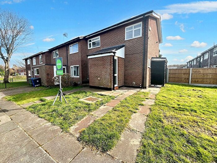 3 Bedroom Terraced House For Sale In Hodder Way, Whitefield, M45