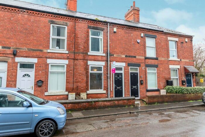 2 Bedroom Property To Rent In Canal Road, Worksop, S80