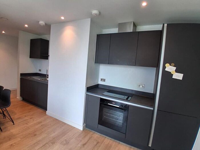 2 Bedroom Apartment To Rent In Whitworth Street West, Manchester, Greater Manchester, M1
