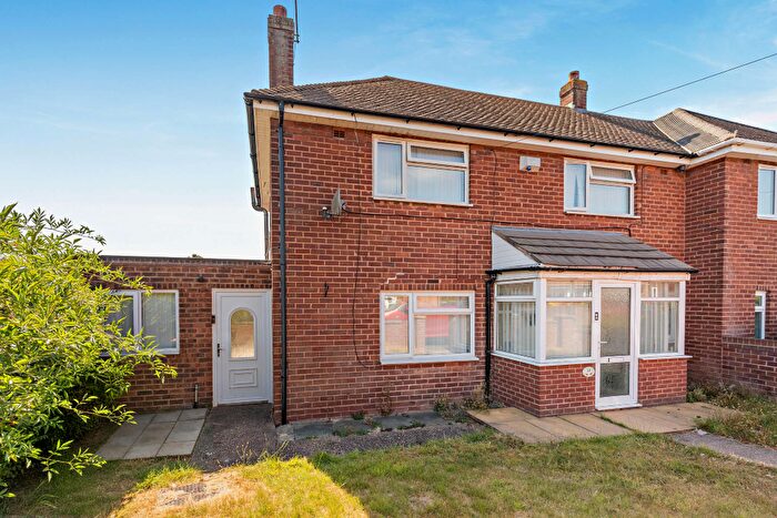 3 Bedroom Semi Detached House For Sale In Festival Gardens, Telford, TF1