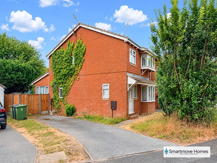 3 Bedroom Detached House For Sale In Kedleston Close, Ripley, DE5