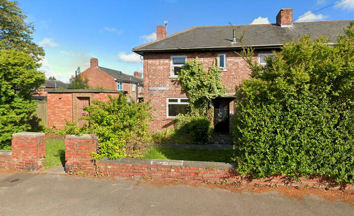3 Bedroom Semi-Detached House To Rent In Donnini Place, Durham, DH1