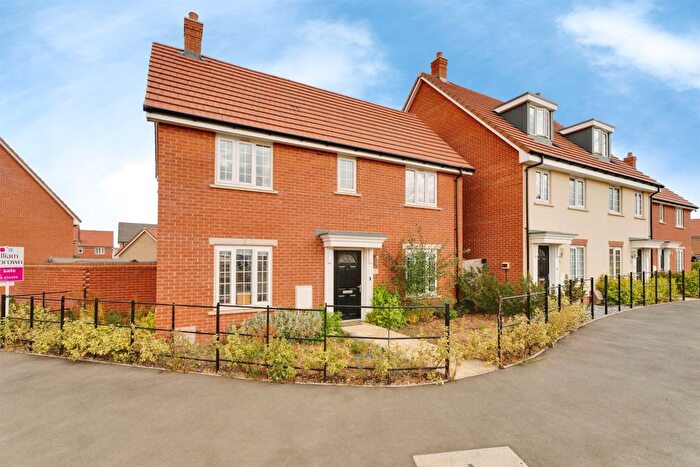 3 Bedroom Detached House For Sale In Challis Circle, Stowmarket, IP14