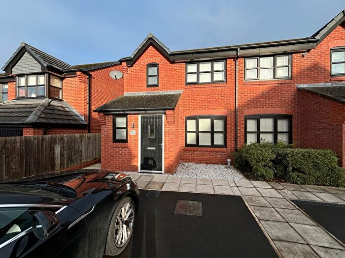 3 Bedroom House To Rent In Europa Way, Stockport, SK3