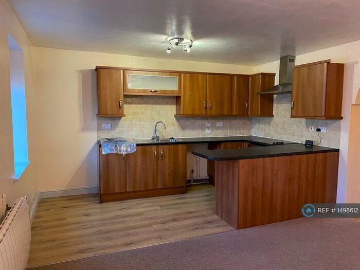 1 Bedroom Flat To Rent In Lower High Street, Stourbridge, DY8