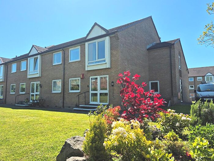 1 Bedroom Flat For Sale In Redcroft, Wirral, CH49