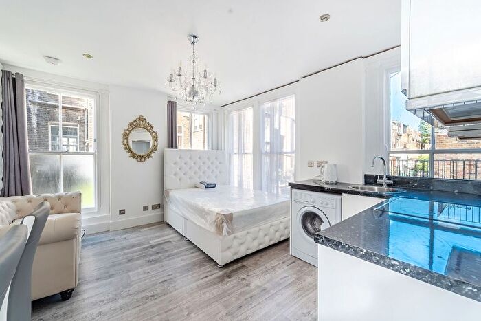 Studio To Rent In Belgrave Road, Pimlico, London, SW1V