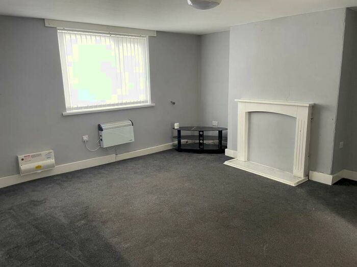 2 Bedroom House To Rent In George Street, Wombwell, S73