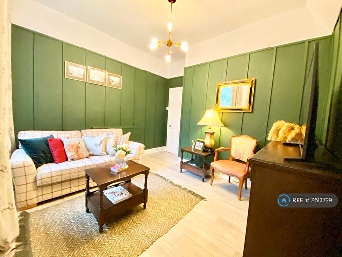1 Bedroom Flat To Rent In Menzies Road, Aberdeen, AB11