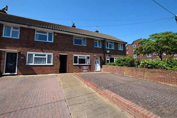 3 Bedroom Terraced House To Rent In North Terrace, Hastings, TN34