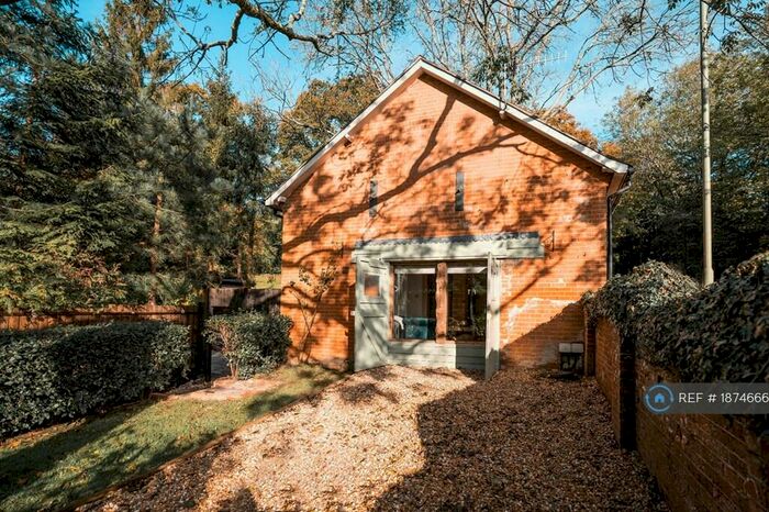 3 Bedroom Detached House To Rent In Passford Farm, Boldre, Lymington, SO41