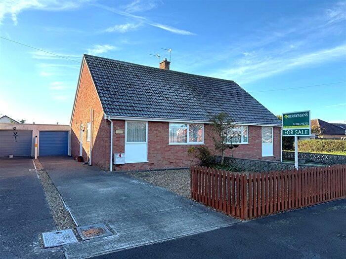 3 Bedroom Semi Detached Bungalow For Sale In Brunels Way, Highbridge, TA9