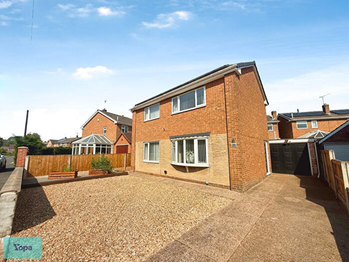 3 Bedroom Detached House For Sale In Stapleton Road, Warmsworth, Doncaster, DN4