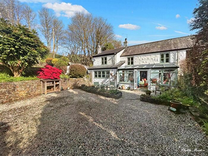 3 Bedroom Semi-Detached House For Sale In Sticker, PL26