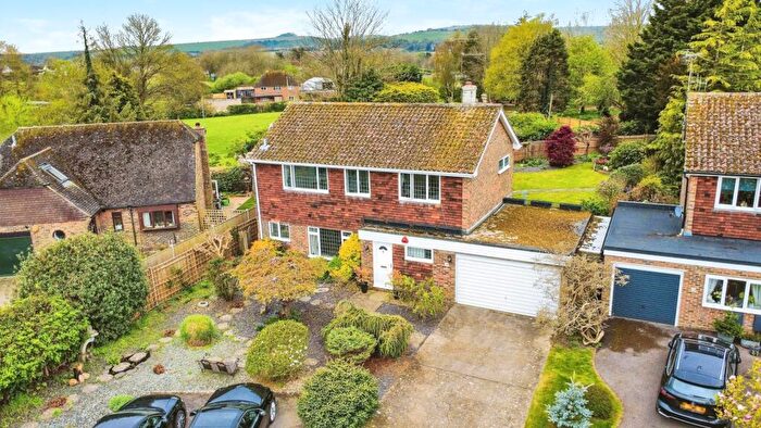 4 Bedroom Detached House For Sale In The Florets, Hyde Street, Upper Beeding, West Sussex, BN44