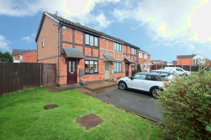 2 Bedroom End Of Terrace House To Rent In The Green, Hagley, Stourbridge, DY9