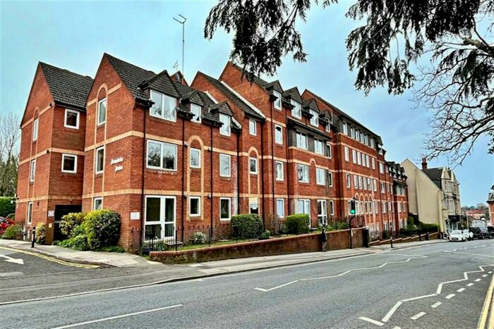 1 Bedroom Flat To Rent In Ashley Cross, BH14