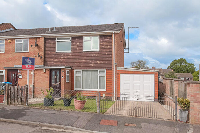 3 Bedroom Semi-Detached House For Sale In Cornish Road, Chipping Norton, OX7