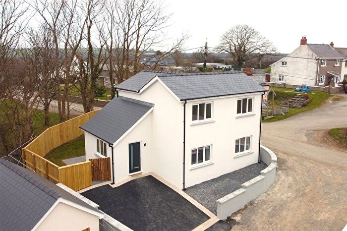 3 Bedroom Detached House For Sale In Rose Haven Gardens, The Beacon, Rosemarket, Milford Haven, SA73