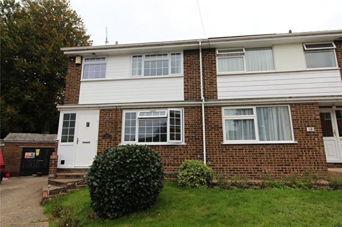 3 Bedroom Semi-Detached House To Rent In Arbour Close, Warley, CM14