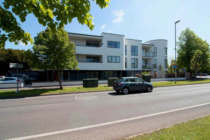 3 Bedroom Flat To Rent In Queen Ediths Way, Cambridge, CB1