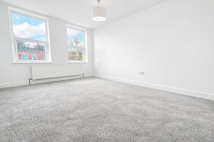 2 Bedroom Flat To Rent In Cricklewood Broadway, Cricklewood, NW2