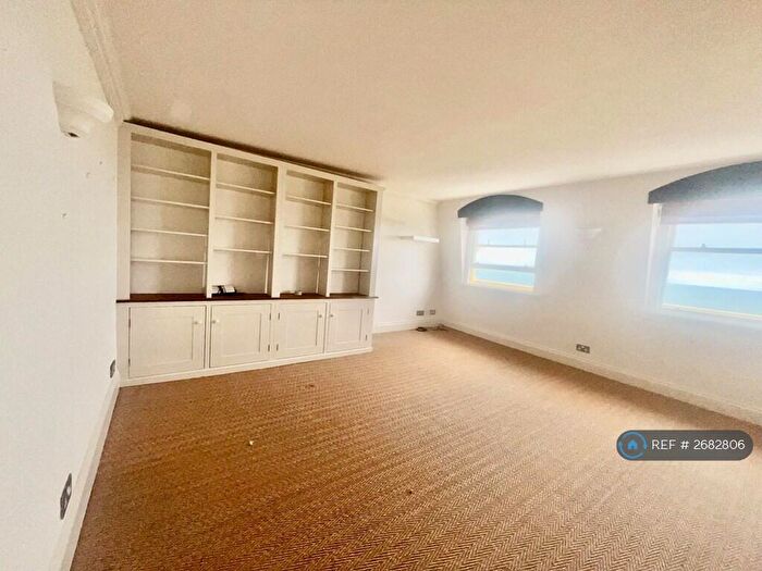 3 Bedroom Flat To Rent In Brunswick Terrace, Hove, BN3