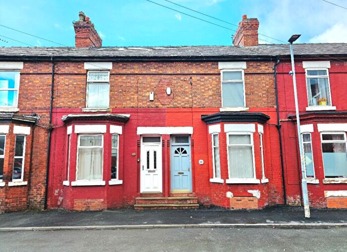 3 Bedroom Terraced House To Rent In Ravensdale Street, Rusholme, Manchester, M14