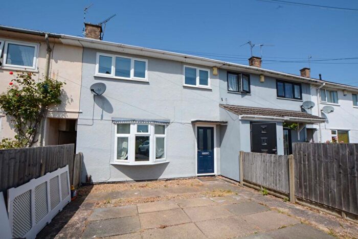 3 Bedroom Terraced House For Sale In Sturdee Road, Eyres Monsell, Leicester, LE2
