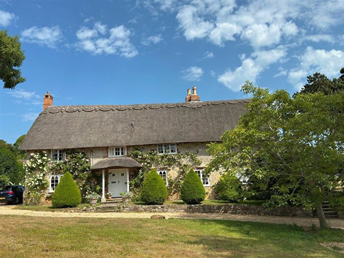 4 Bedroom Property For Sale In Brighstone, Isle Of Wight, PO30